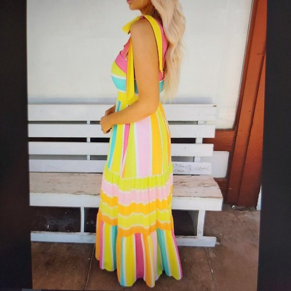 ⭐HOST PICK⭐ 087. Yellow Color Block Striped Bow Knot Straps Maxi Dress Size M - Picture 3 of 13